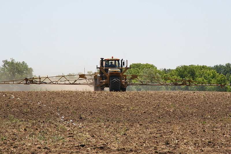 Fertilizer prices continue rising as farmers prepare for 2027 growing season — KFGO